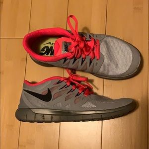 Silver/Grey & Pink  Nike Free Runs 5.0